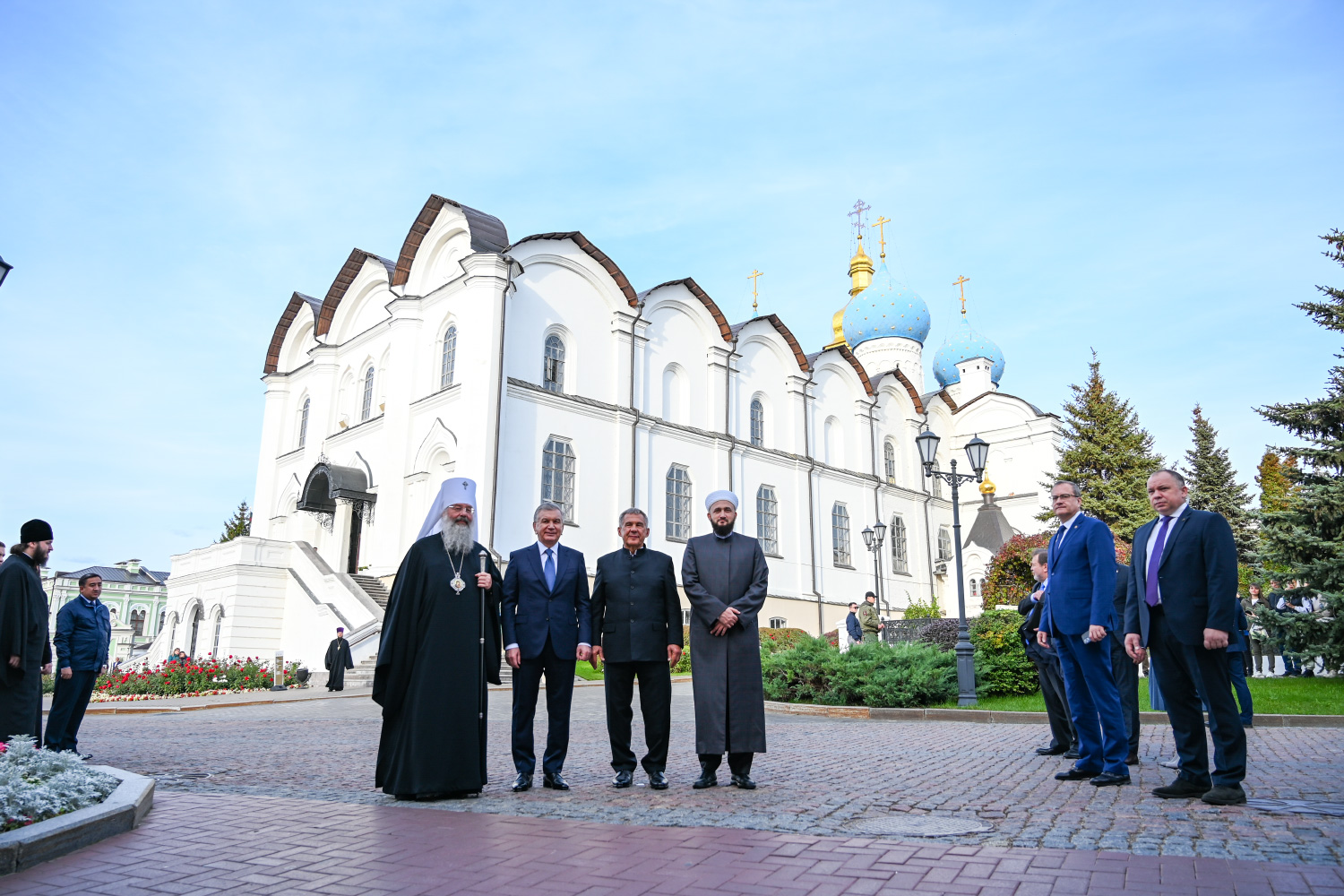 Президент Узбекистана Шавкат Мирзиёев посетил Благовещенский собор Казанского кремля