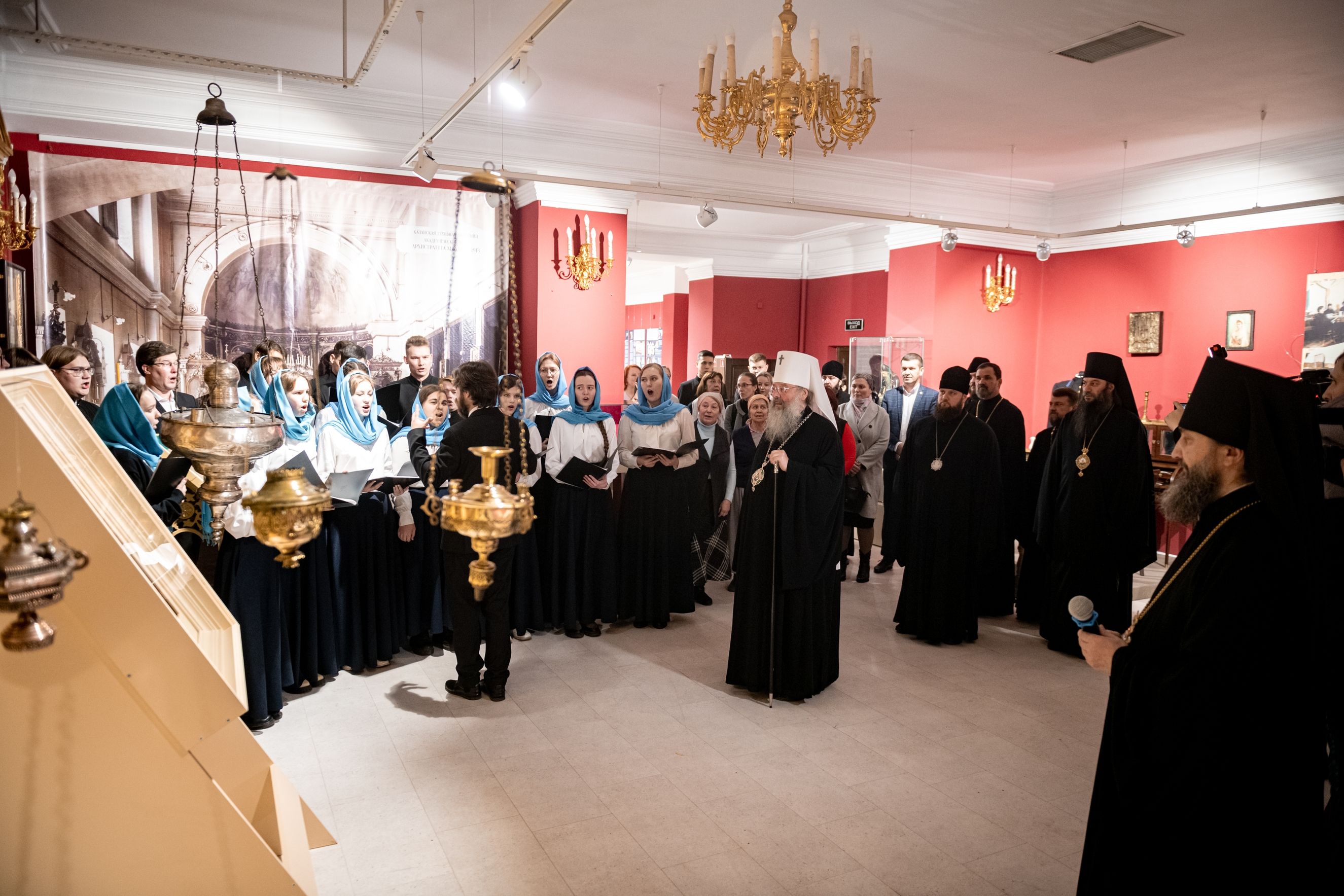 В столице Татарстана открылась выставка, посвящённая 300-летию Казанской духовной семинарии