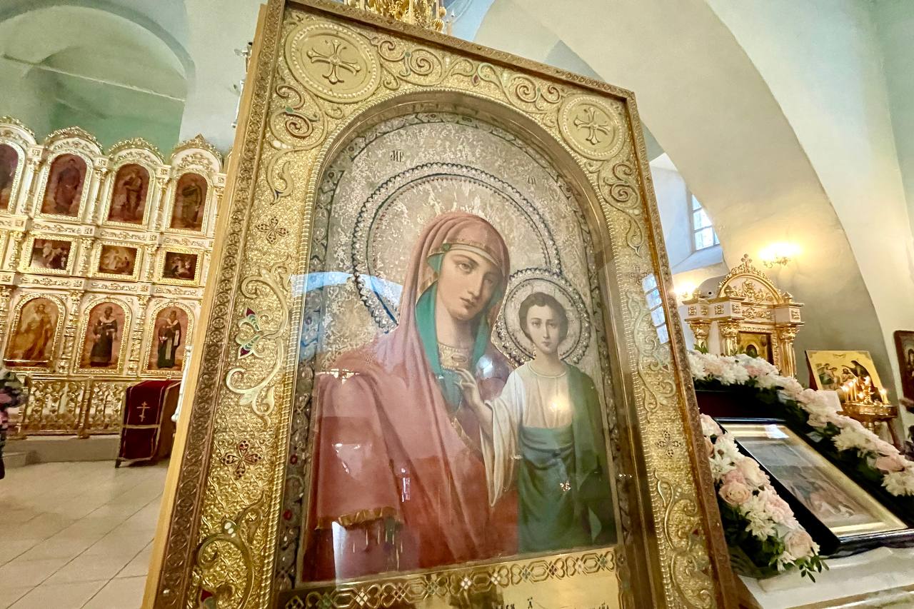 В столицу Татарстана принесена чудотворная Казанская-Коробейниковская икона Богородицы
